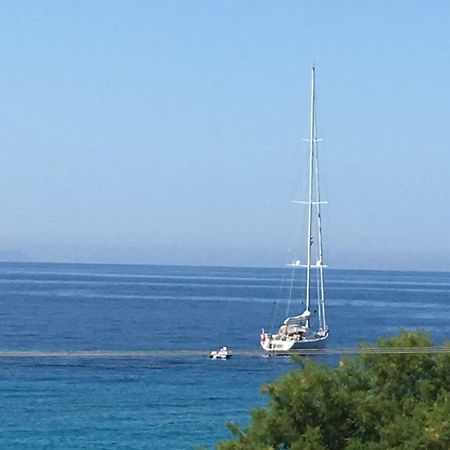 Irini Boutique Rooms!!! Himare Exterior foto