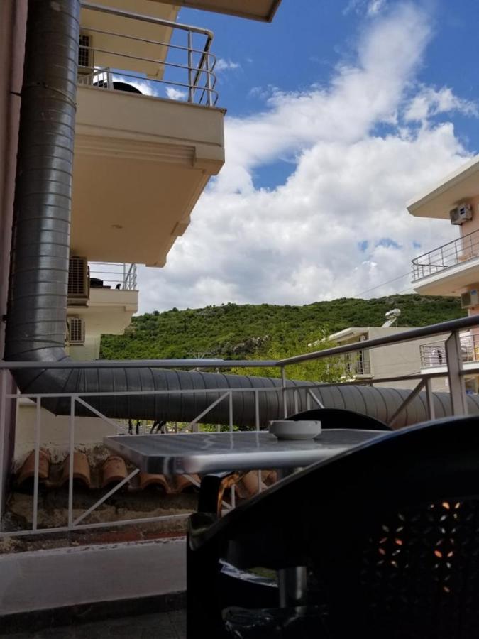 Irini Boutique Rooms!!! Himare Exterior foto