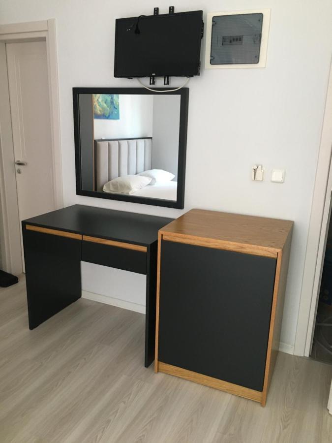 Irini Boutique Rooms!!! Himare Exterior foto