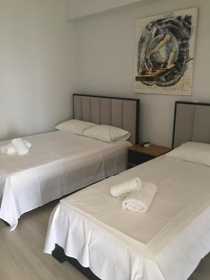 Irini Boutique Rooms!!! Himare Exterior foto