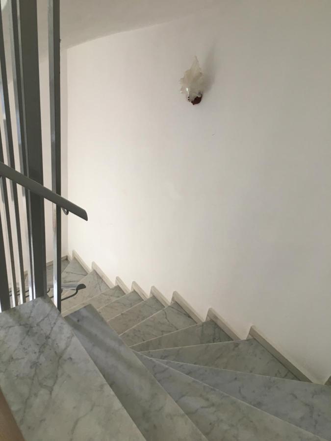 Irini Boutique Rooms!!! Himare Exterior foto