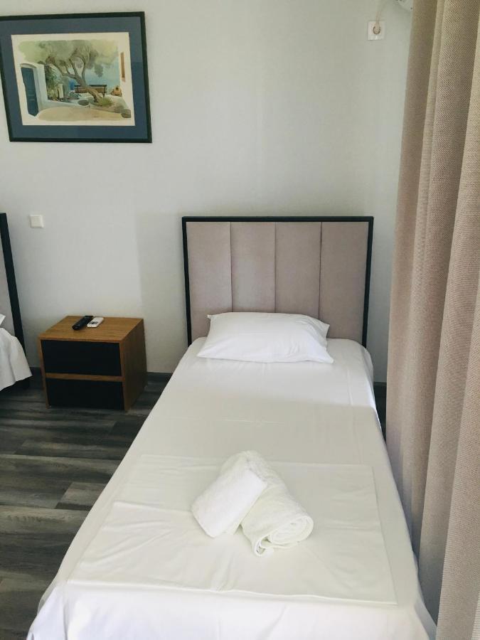 Irini Boutique Rooms!!! Himare Exterior foto