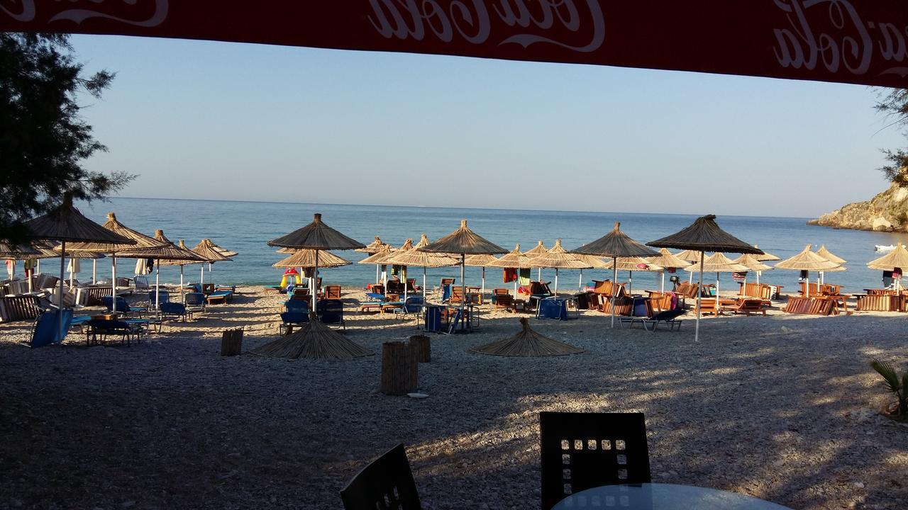 Irini Boutique Rooms!!! Himare Exterior foto