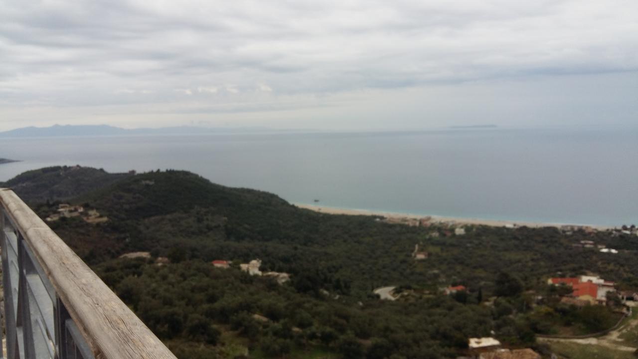 Irini Boutique Rooms!!! Himare Exterior foto